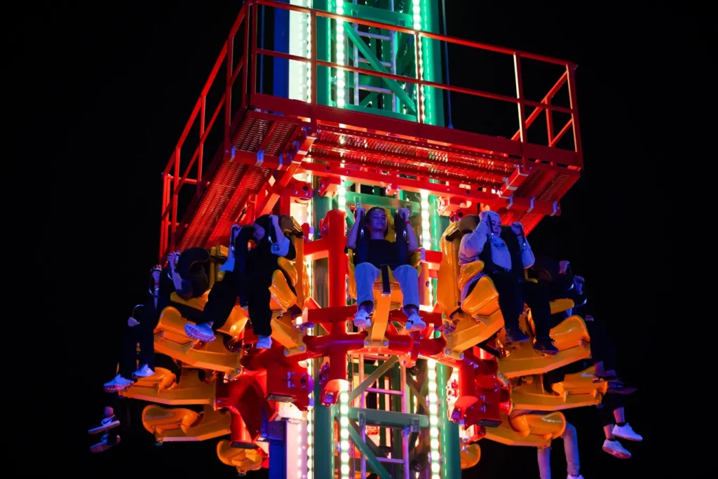 Lww Free Falling Ax2i8869